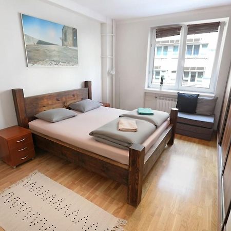 ורשה Cosy And Bright- Golden Apartments- Old Town מראה חיצוני תמונה