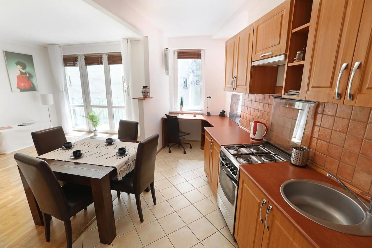 ורשה Cosy And Bright- Golden Apartments- Old Town מראה חיצוני תמונה